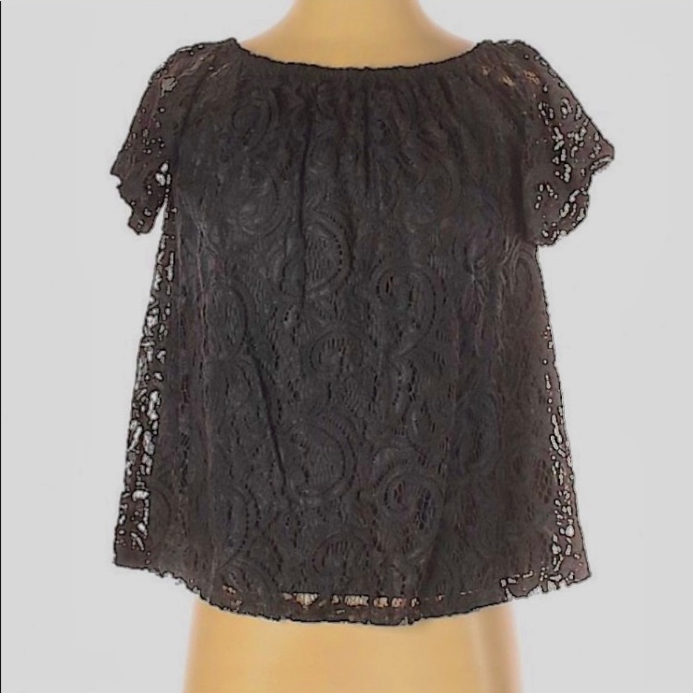 MAURICES LACE FLORAL BLACK OFF  PEASANT TOP LINED